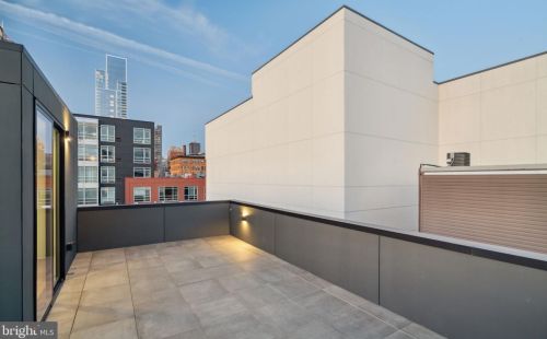 1355 Kater St, Philadelphia PA 19147-1817 exterior