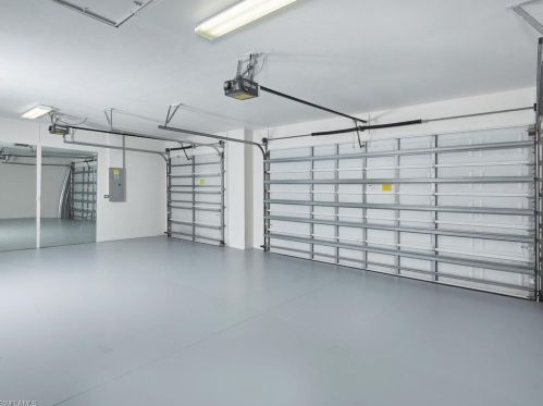 18307 Royal Hammock Blvd, Naples FL 34114-8910 exterior