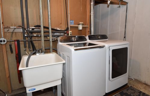 3777 69th St, Milwaukee WI  53220-1812 exterior