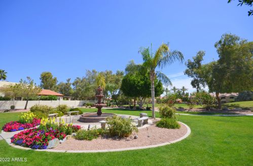 8838 51st St, Phoenix AZ  85044-5773 exterior