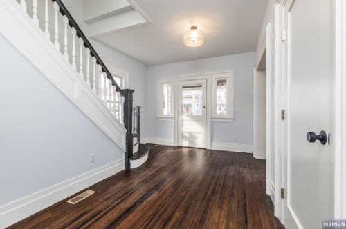 37 Willow St, Montclair NJ  07042-3547 exterior