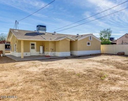 3140 Alvarado Rd, Phoenix AZ 85009-2435 exterior