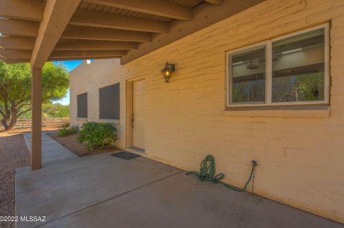 5048 Placita Del Lazo, Tucson AZ  85750-1529 exterior