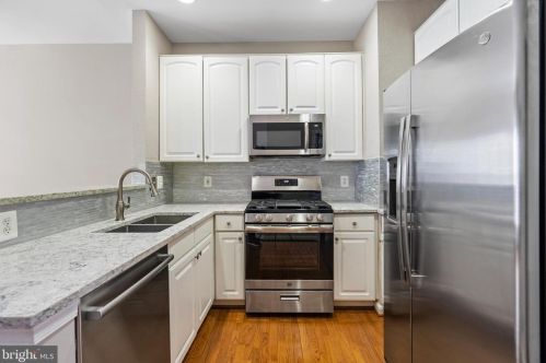 5121 Gardner Dr, Alexandria VA  22304-7734 exterior