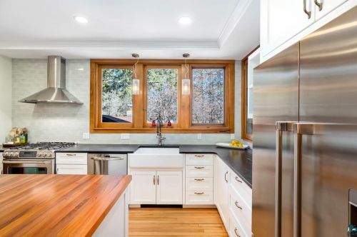 301 Oxford St, Duluth MN 55803-2327 exterior