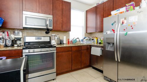 1410 72nd St, Chicago IL  60619-1510 exterior