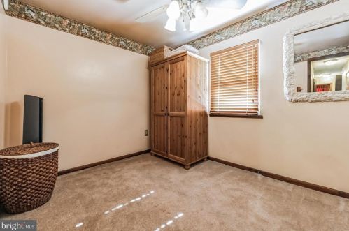 742 Johnston St, Philadelphia PA 19148-4943 exterior