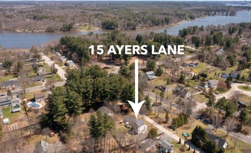 15 Ayers Ln, Dover NH 03820-4643 exterior