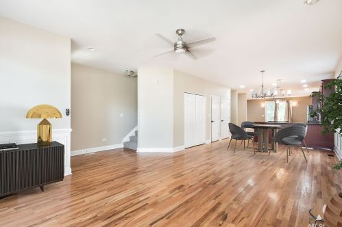 7953 Woodlawn, Chicago IL 60619-4508 exterior