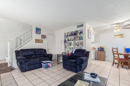 5040 40th Ave, Phoenix AZ  85019-2875 exterior