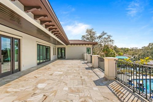 2621 Dundee St, Tampa FL  33629-7516 exterior