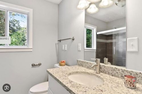 1385 Kenilworth Dr, Atlanta GA 30310-3941 exterior