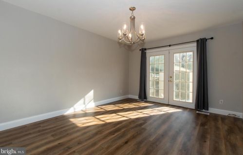 439 Ingram Ct, Glen Burnie MD 21061-6126 exterior