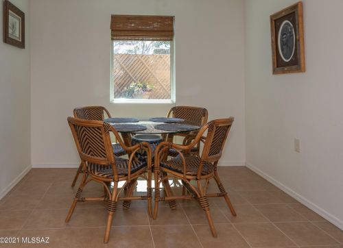 1617 Mckinley Ave, Tucson AZ 85712-5607 exterior