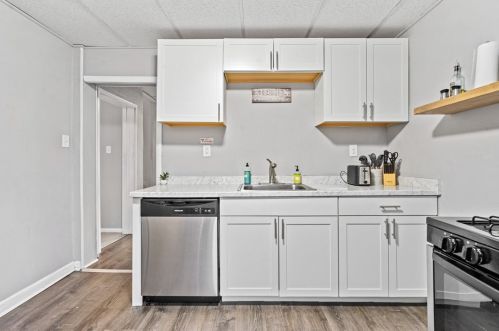 17 Lelia St, Pittsburgh PA 15211-2228 exterior