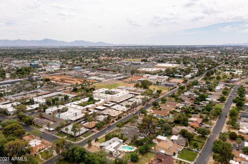 325 Colter St, Phoenix AZ 85018-1536 exterior