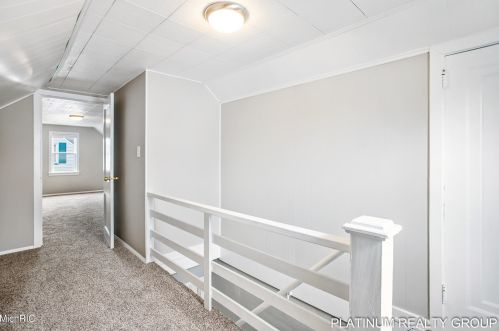 3013 Roosevelt Rd, Meskegon MI 49441-3905 exterior