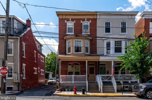 124 James St, Lancaster PA  17602-4910 exterior