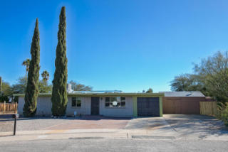 3911 Grand Palm Dr, Tucson, AZ 85730-3812