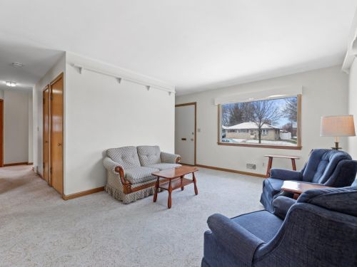 6701 Tripoli Ave, Milwaukee, WI 53220-1851