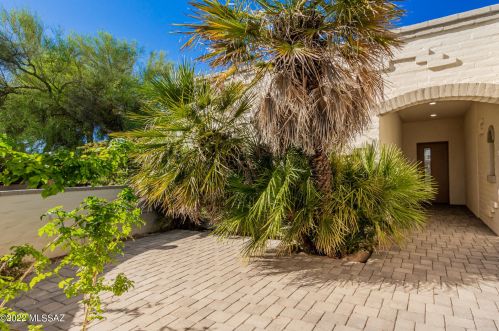 2494 Camino Valle Verde, Tucson AZ  85715-3405 exterior