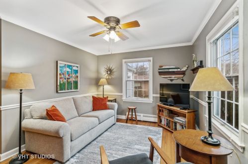 330 Hilkert Ct, Bull Valley IL 60014-5848 exterior