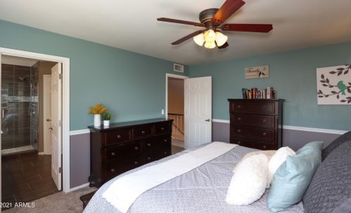 4331 Amberwood Dr, Phoenix AZ 85045-4209 exterior