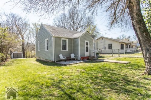 228 Holland Dr, Swedeborg MO 65556-7883 exterior