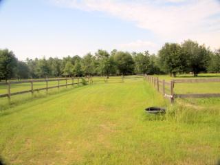 9620 Hay Mdw Rd, Milton FL  32583-5210 exterior