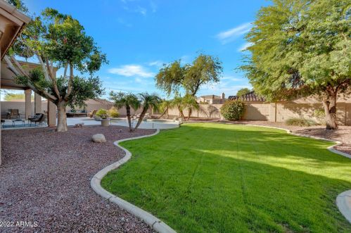 16444 16th Ave, Phoenix, AZ 85045-1722