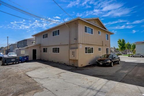 1188 Edsel Dr, Milpitas CA 95035-5916 exterior