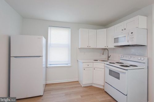 1602 17 St, Philadelphia PA 19132-3930 exterior