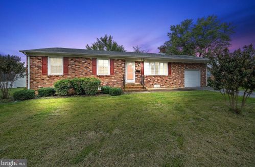 104 New Amstel Ave, New Castle, DE 19720-4523