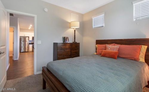 3330 Gilbert Rd, Chandler AZ  85286-5135 exterior