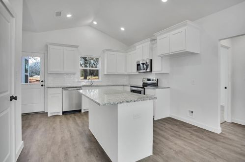 1471 Cathey Dr, Denison TX  75020-4564 exterior