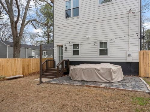 439 Morgan Pl, Atlanta GA  30317-3422 exterior