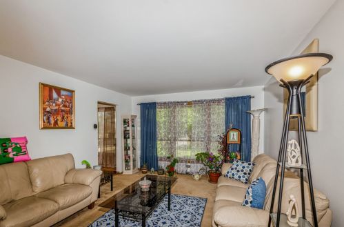 14409 Sanderson Ave, Dolton, IL 60419-1242