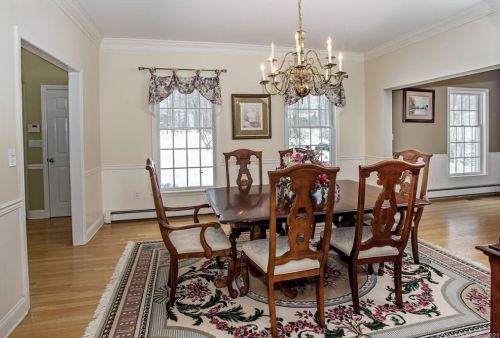 242 Barrack Hl Rd, Ridgefield CT 06877-3006 exterior