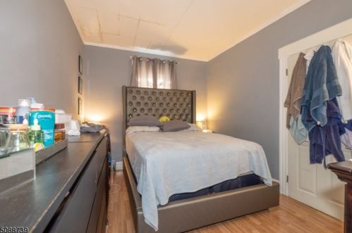 317 Madison Ave, Paterson NJ 07524-2622 exterior