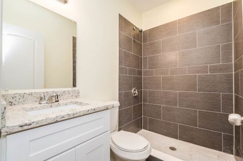 1630 Cermak Rd, Chicago IL 60623-2902 exterior