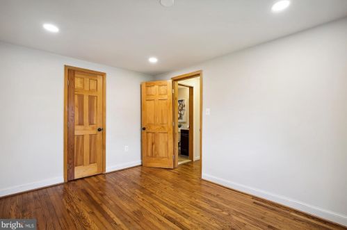 3432 Memorial St, Alexandria VA 22306-1548 exterior