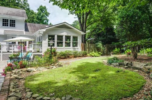 1733 Kellogg Spg Dr, Atlanta GA 30338-6008 exterior