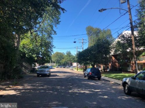 121 13th St, Chester, PA 19013-3904