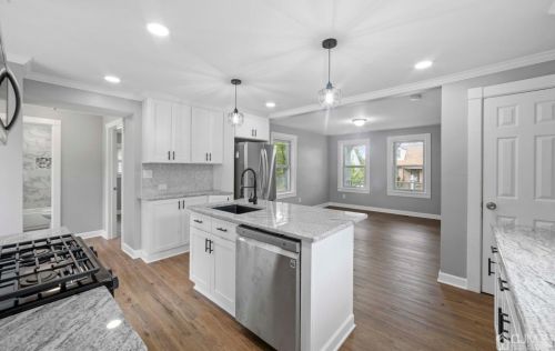 47 Harrison Ave, Edison NJ  08837-3430 exterior