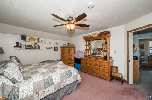 627 57th Ave, Duluth MN 55807-1333 exterior