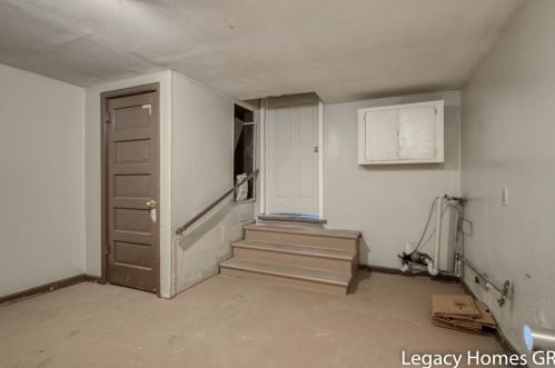 3125 6th St, Meskegon MI  49444-2844 exterior