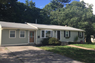 90 Helen Ave, Coventry, RI 02816-6346