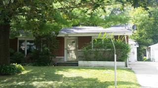 630 View St, Aurora, IL 60506-2924