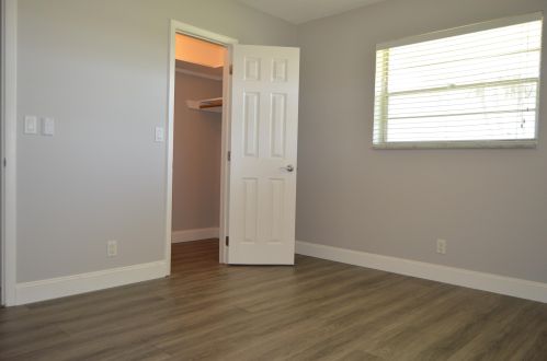 908 7 Ave, Boynton Beach FL 33435-3879 exterior