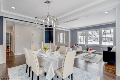 27 Brookside Ter, Clark NJ 07066-2814 exterior